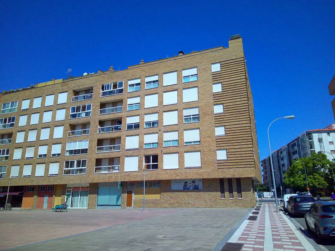 Vista exterior de Pis en venda en  Pamplona / Iruña amb Calefacció