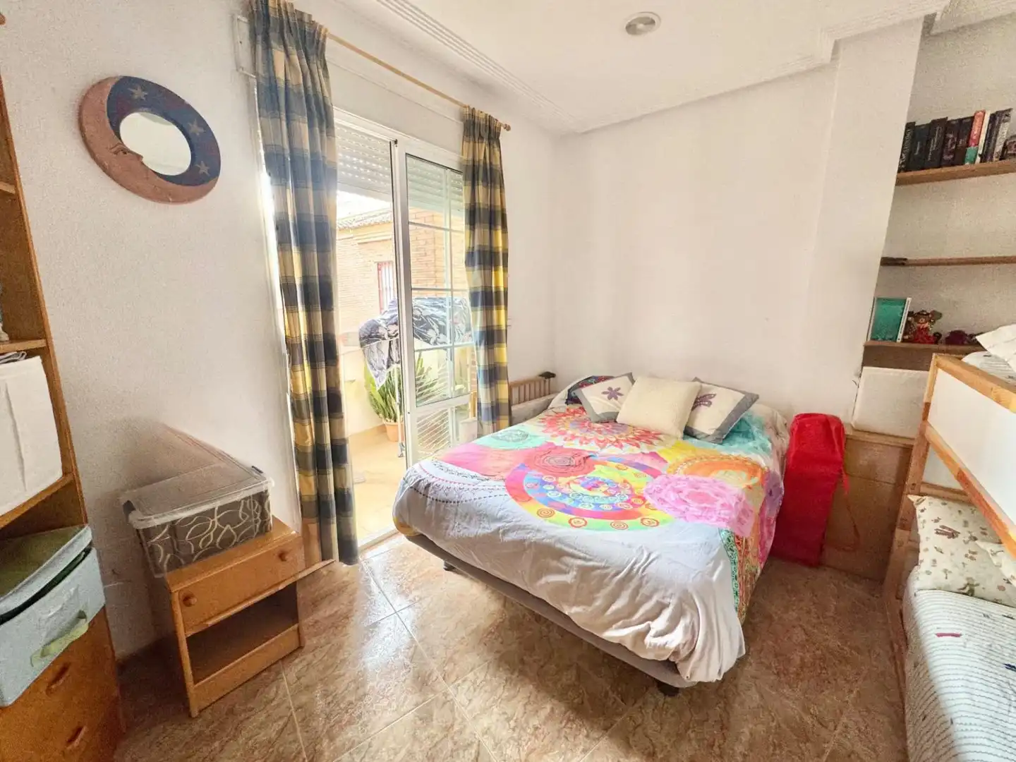 Dormitori de Casa o xalet en venda en Orihuela amb Aire condicionat, Terrassa i Traster