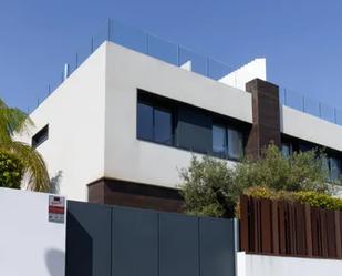 Vista exterior de Casa o xalet en venda en Eivissa amb Aire condicionat, Piscina i Balcó