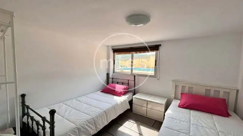 Bedroom of Houses for sale in Turís  with Air Conditioner, Heating and Private garden