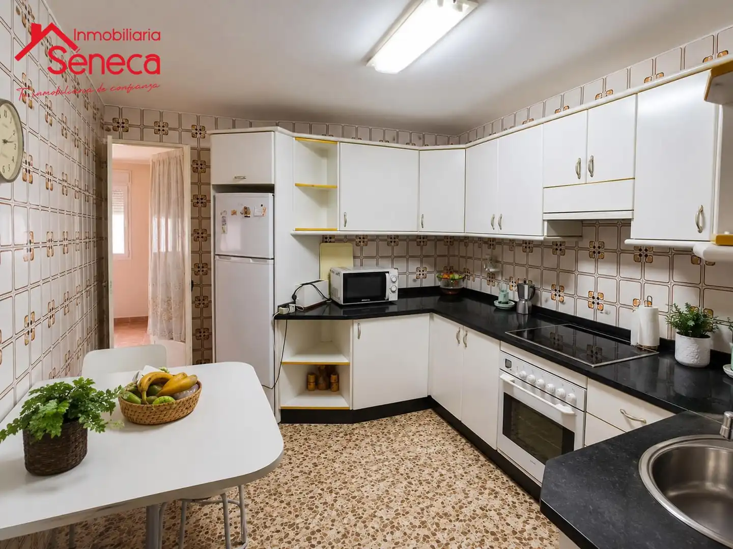 Kitchen of Flat for sale in Córdoba  with Air Conditioner