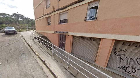 SE VENDE PISO OKUPADO en Calle Folch I Torres Nº 12 Rubí Barcelona.
