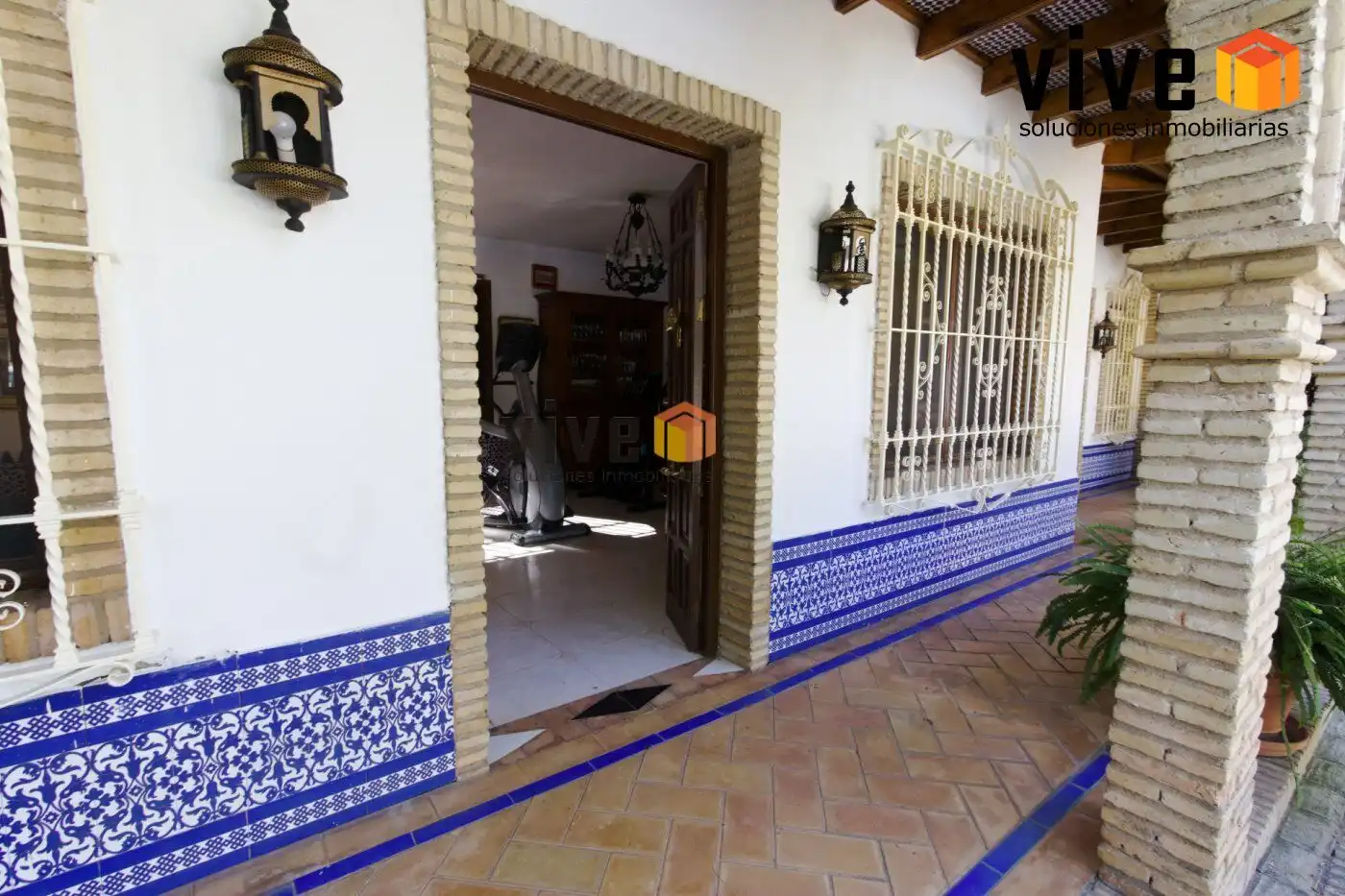 Houses for sale in Espartinas  with Air Conditioner, Heating and Terrace