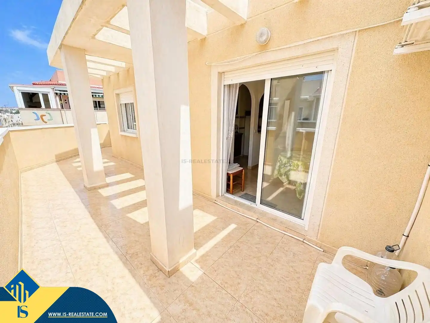 Penthouse with pool for sale in Playa del Cura