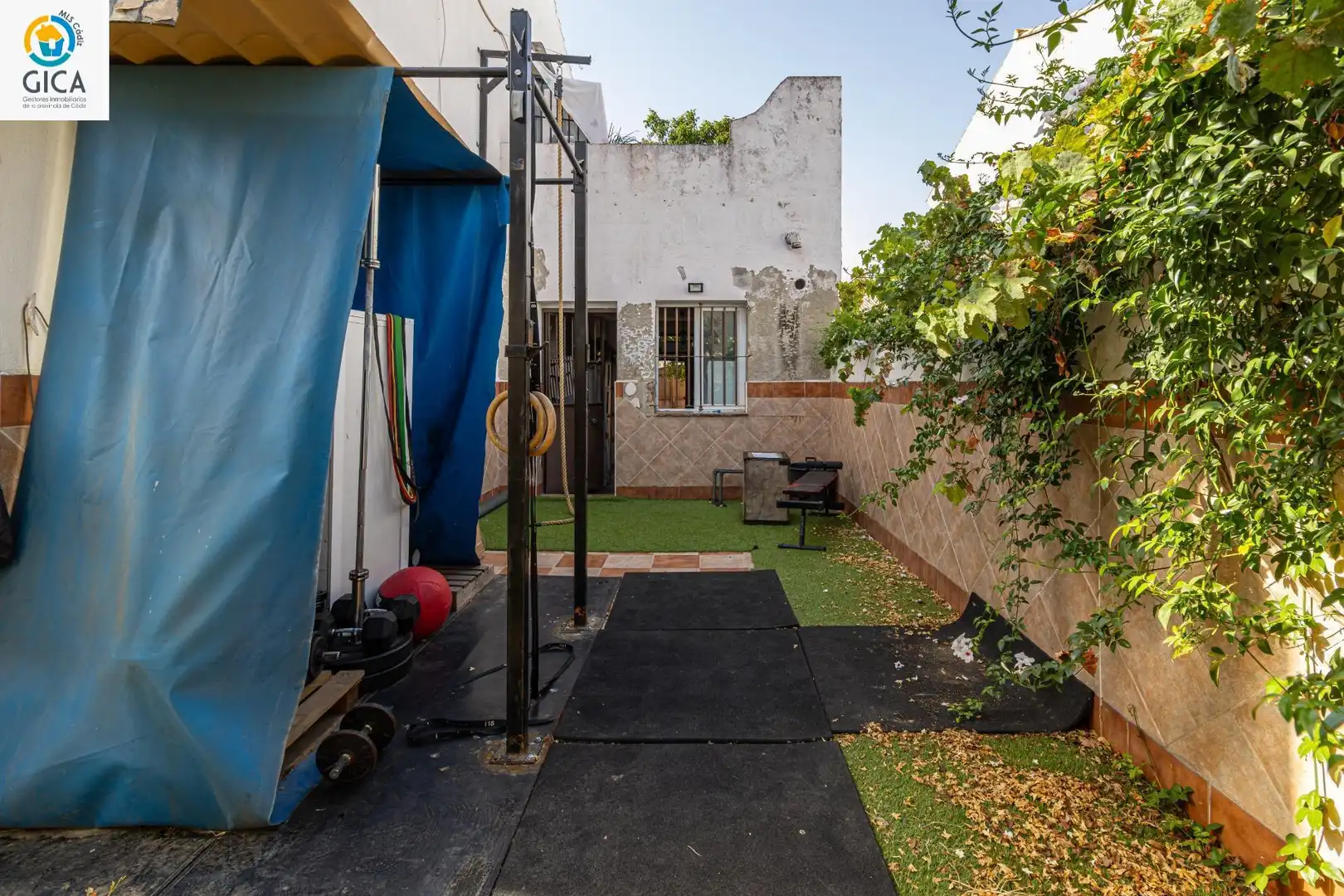 Casa aparellada amb terrassa en venda a El Retiro - Parque Atlántico - Ronda este, imagen 26