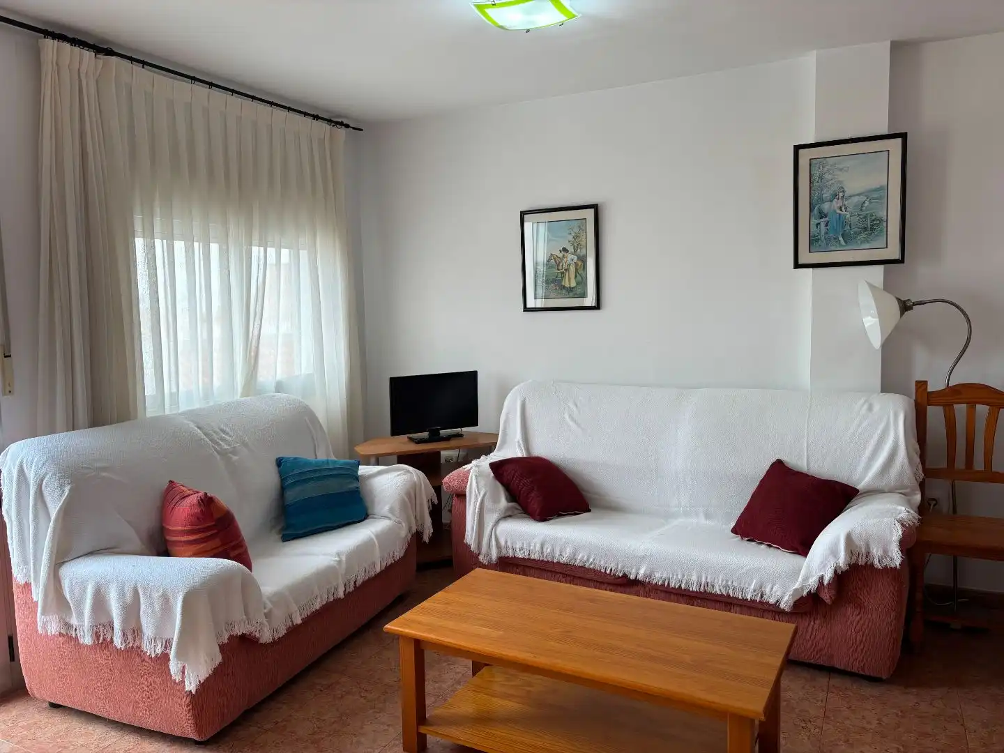 Sala d'estar de Apartament en venda en Carboneras amb Aire condicionat i Balcó