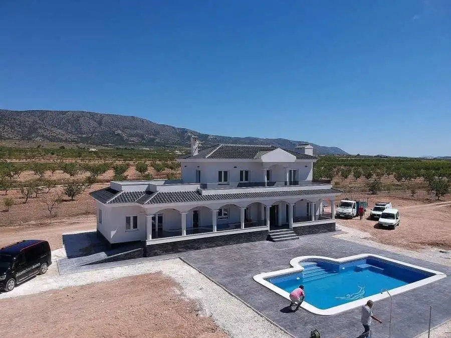 Chalet con piscina en venta en El Pinós / Pinoso, imagen 14