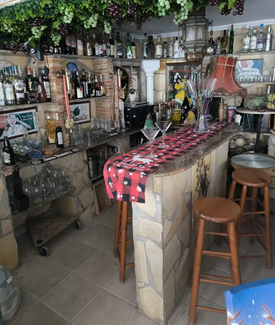 Houses for sale in Oropesa del Mar / Orpesa  with Air Conditioner, Terrace and Storage room