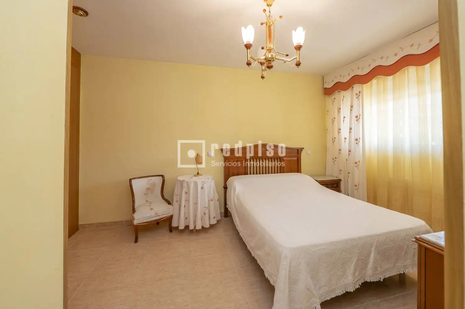 Bedroom of Flat for sale in Pinto  with Air Conditioner, Heating and Terrace