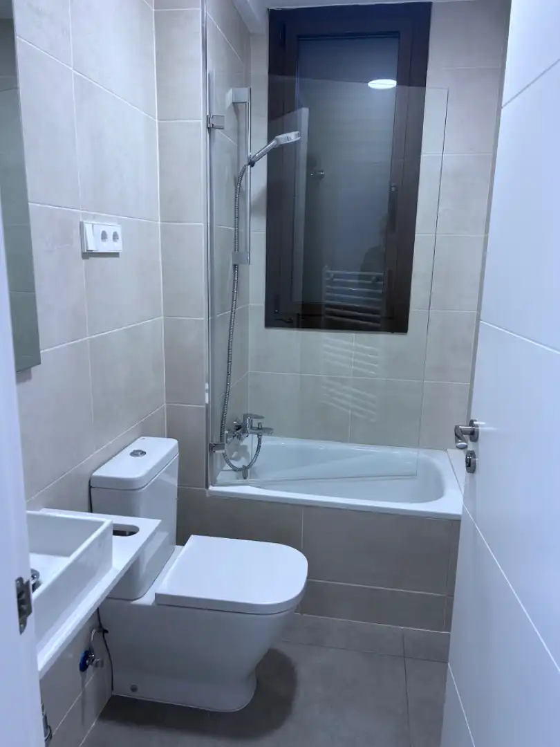 Wohnung zur Miete in Raval de Montserrat, Barri del Centre