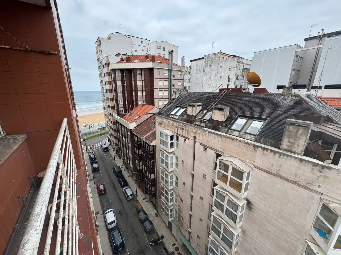Vista exterior de Piso en venta en Gijón  con Calefacción, Terraza y Internet