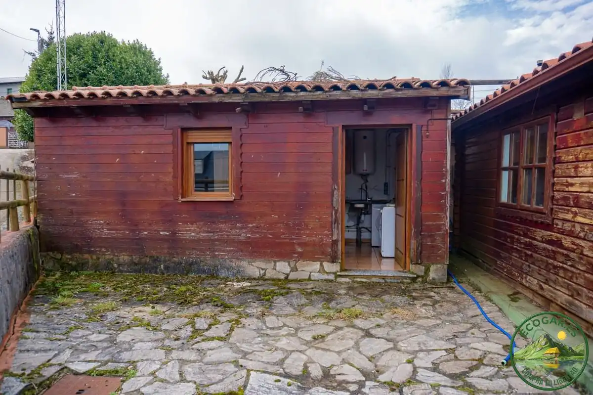 Vista exterior de Casa o chalet en venta en Villagatón con Aire acondicionado, Calefacción y Jardín privado