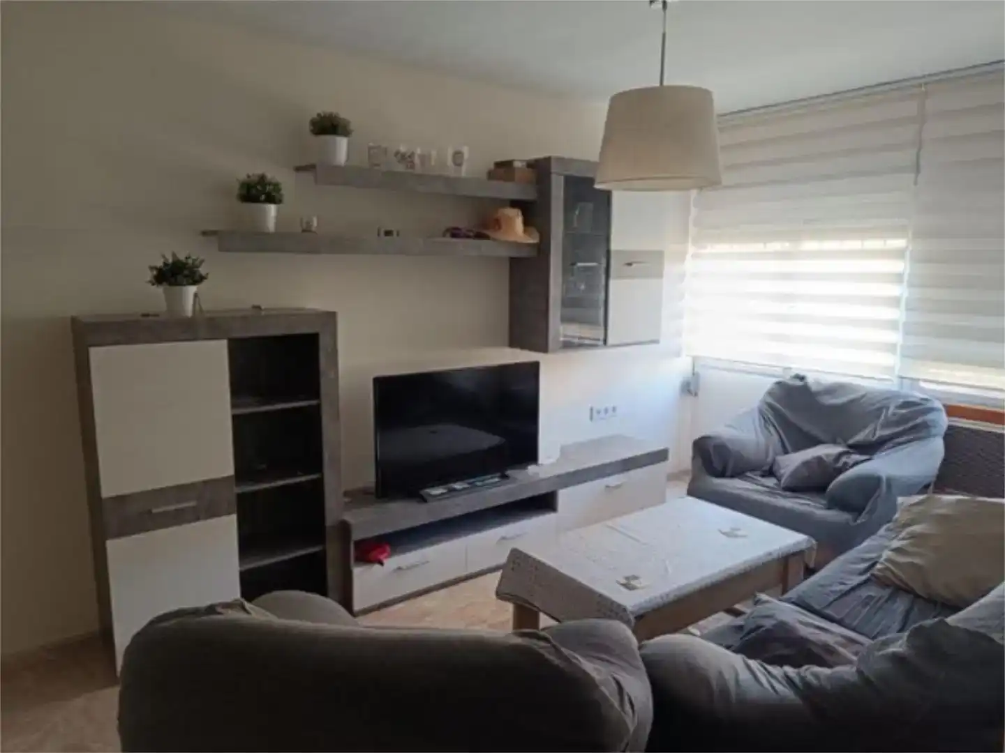 Sala de estar de Piso de alquiler en Zarzaquemada