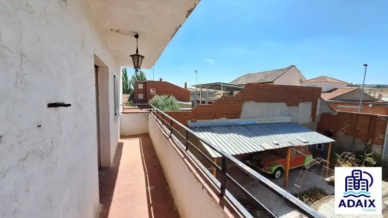 Houses for sale in Urda