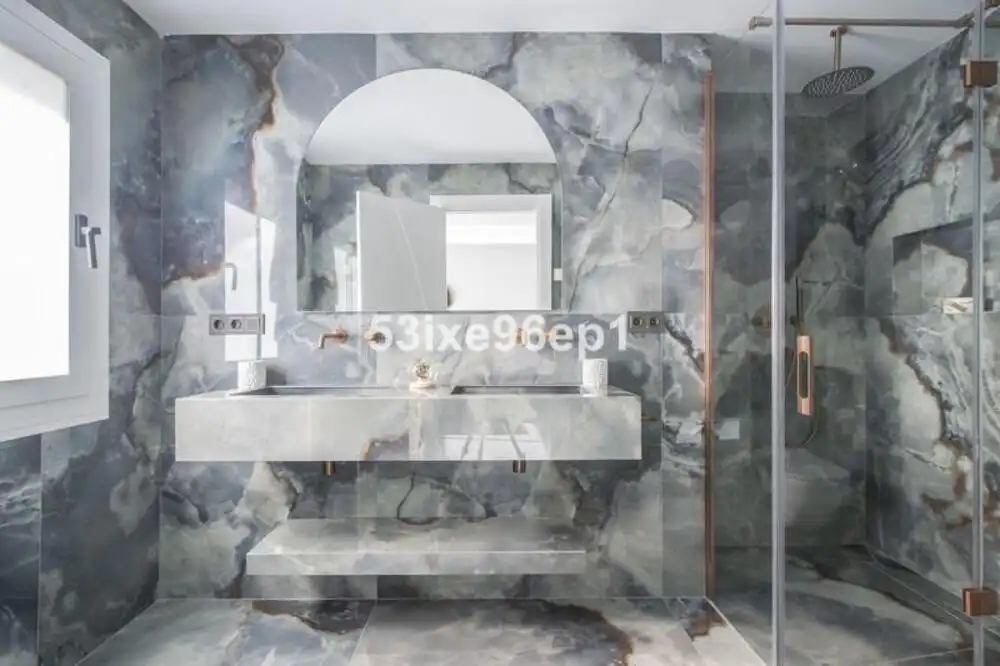 Baño de Planta baja de alquiler en Benahavís con Aire acondicionado, Terraza y Trastero