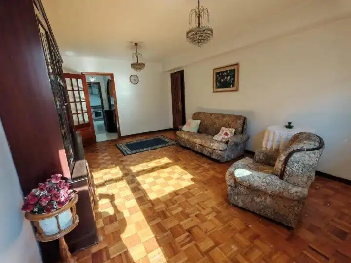 Flat with lift for sale in Calle Calle Conde de Torrecedeira, imagen 3