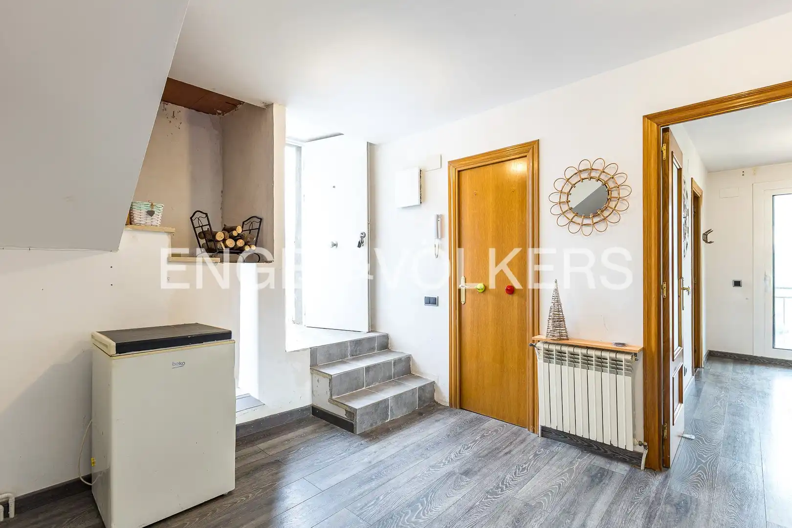 Casa amb terrassa en venda a Torrelles de Llobregat, imagen 2