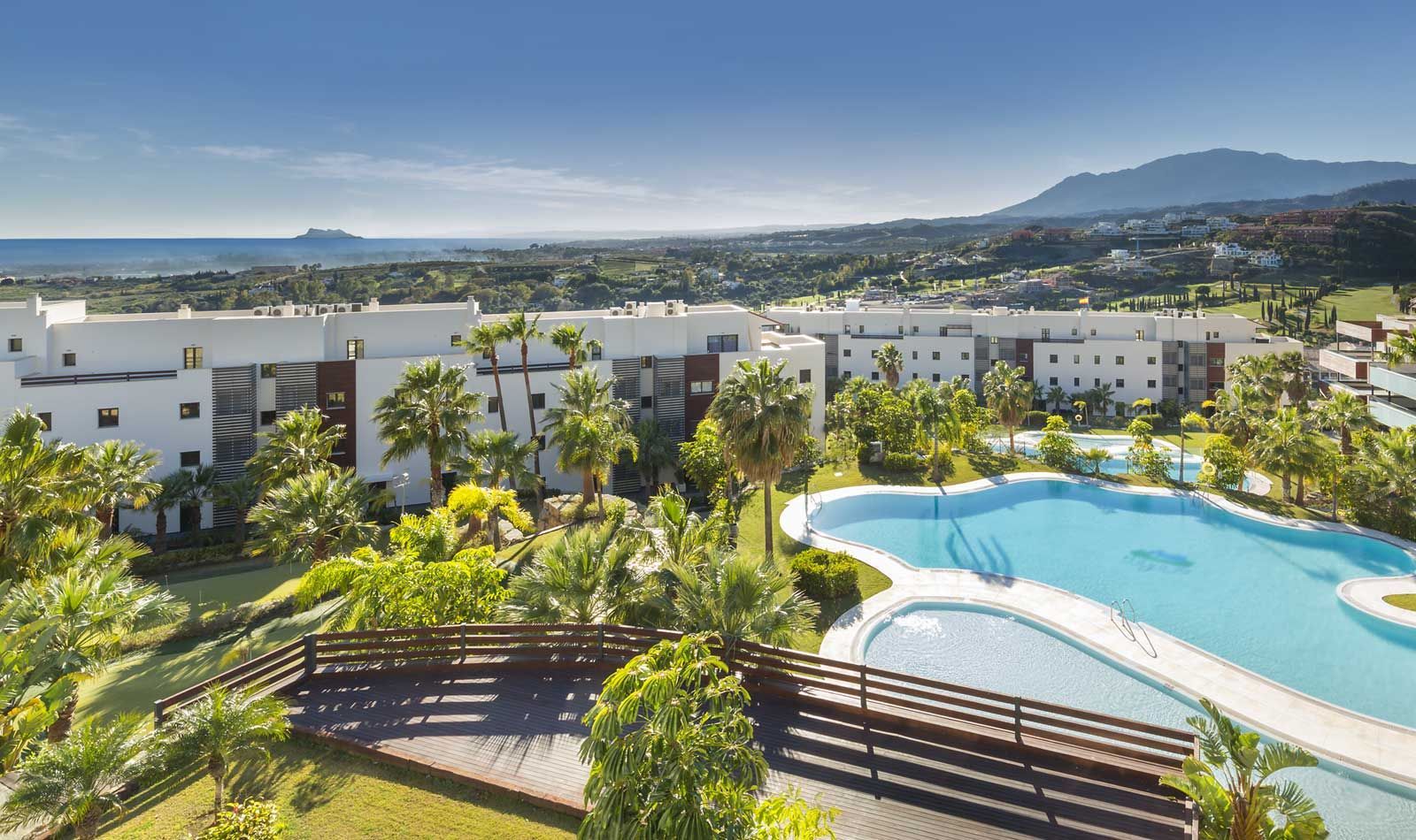 Exterior view of Apartment to rent in Benahavís  with Air Conditioner, Terrace and Storage room