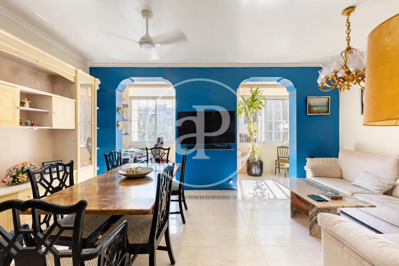 Flat with lift for sale in Carrer de Còrsega
