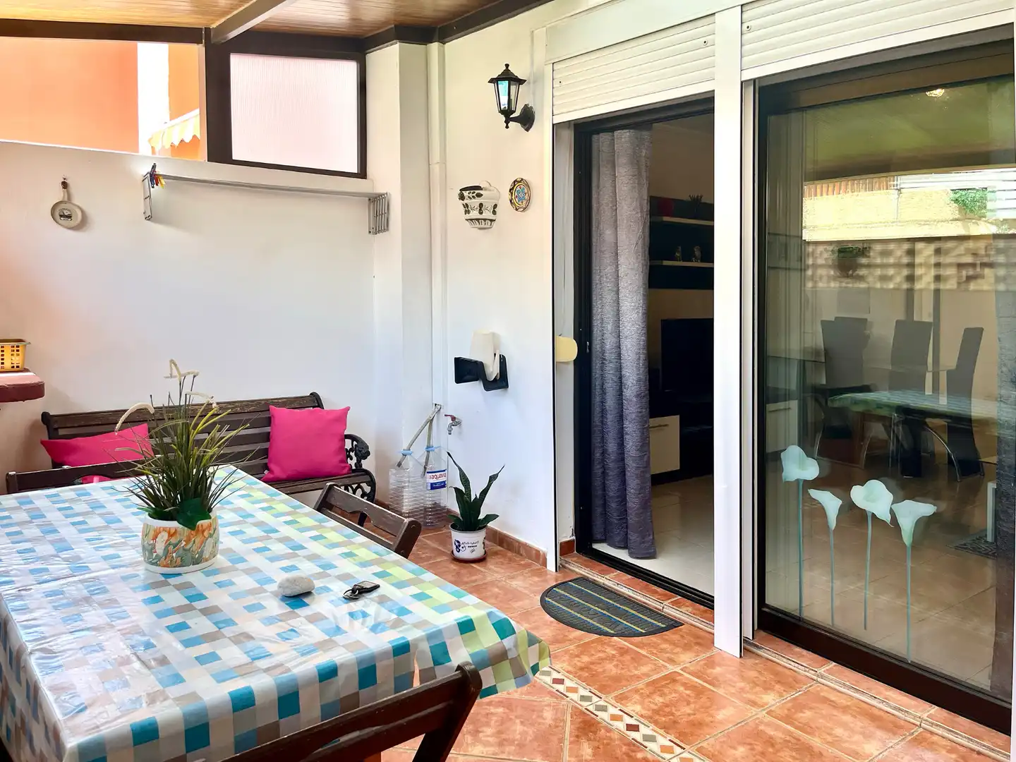 Terrassa de Casa adosada en venda en Granadilla de Abona amb Aire condicionat, Moblat i Piscina comunitària