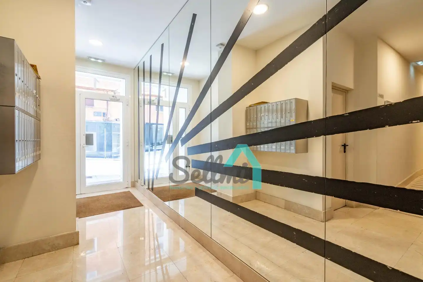 Flat with lift to rent in Calle Catedrático Gimeno, imagen 42