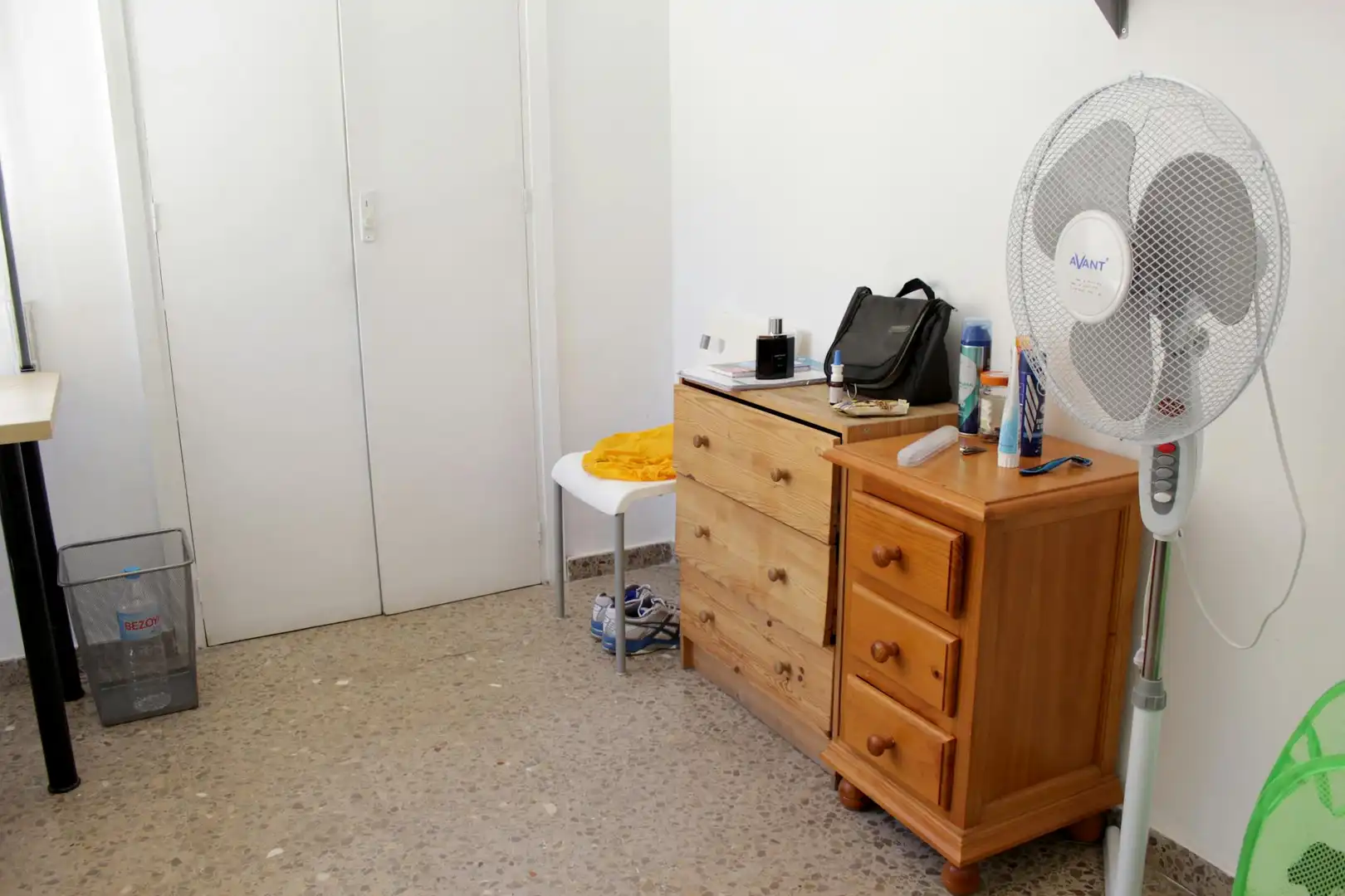 Schlafzimmer von Wohnung zur untervermieten in Sevilla mit Möbliert, Waschmaschine und Fernseher