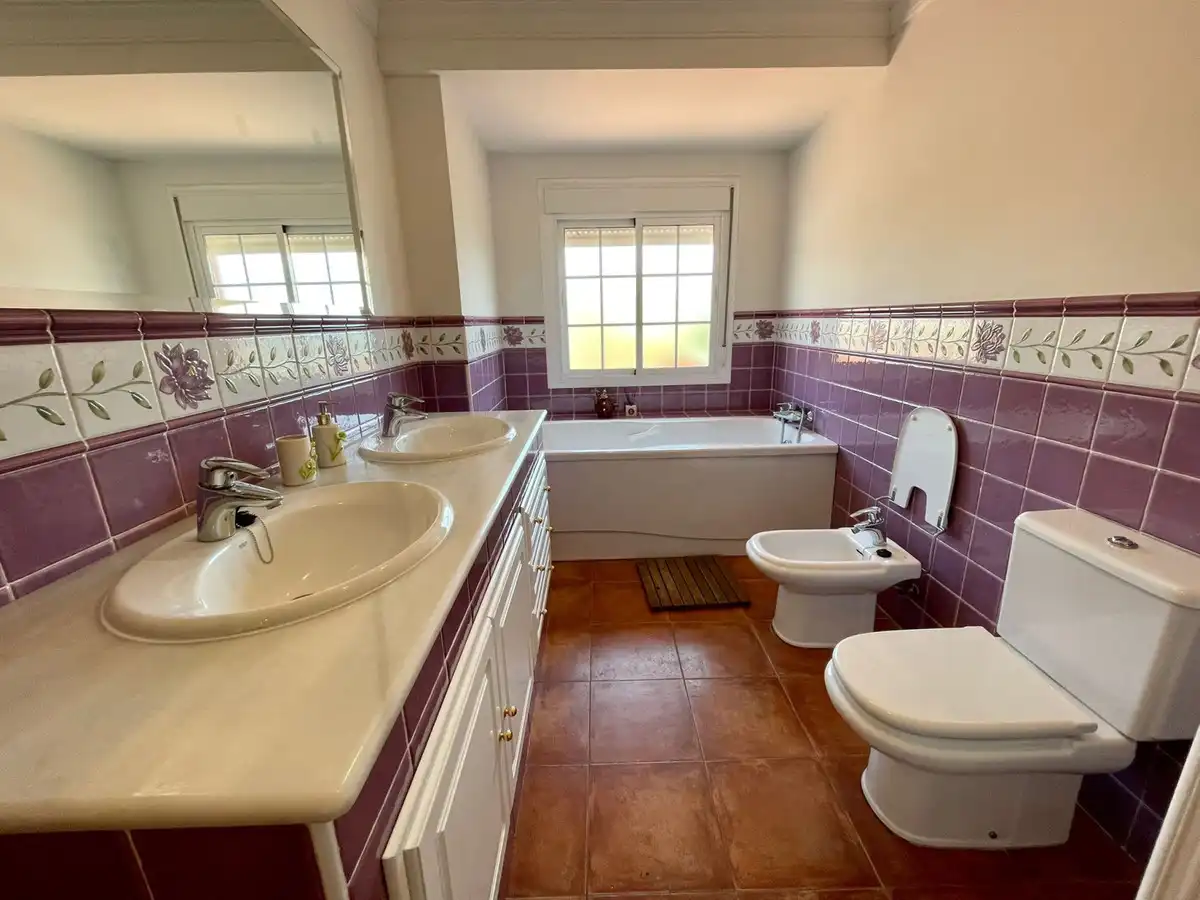 Houses for rent in DE LOS JAZMINES-NVA ANDAL, 406, Nueva Andalucía centro