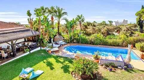 Foto 2 de Casa o xalet de lloguer a Marbesa, Málaga