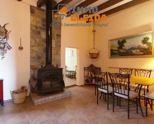 Exterior view of Single-family semi-detached for sale in Artesa de Segre  with Terrace, Storage room and Furnished