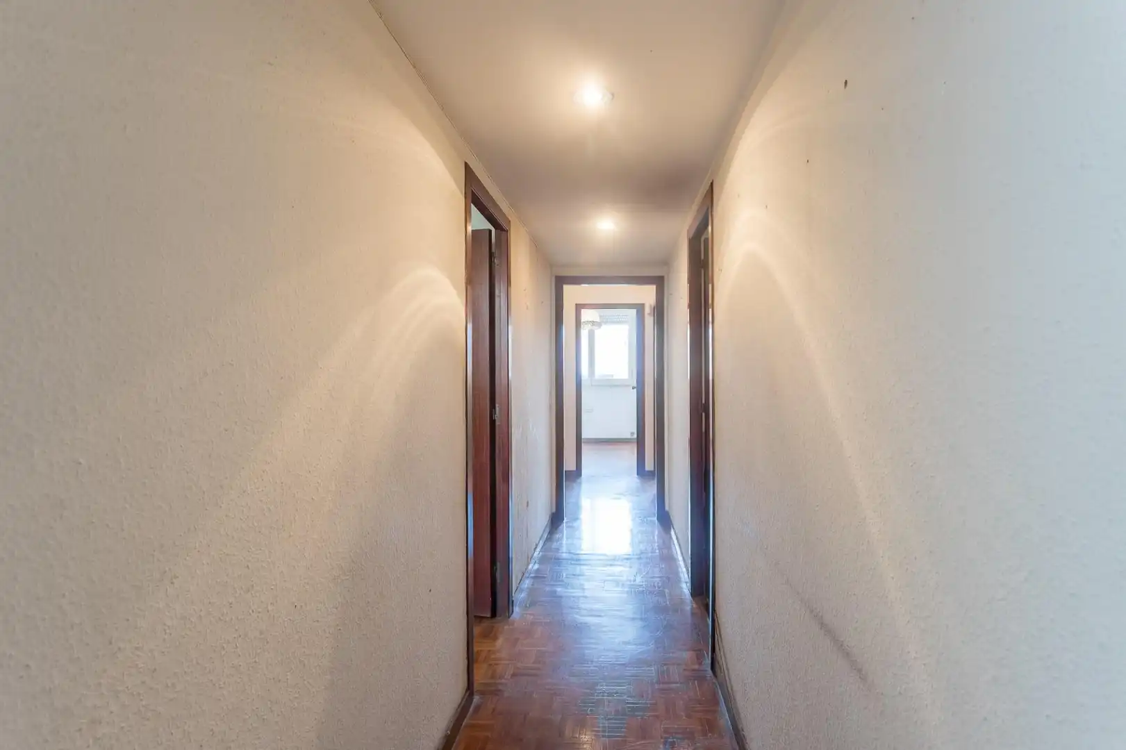 Piso en venta en Barcelona con Calefacción, Parquet y Terraza