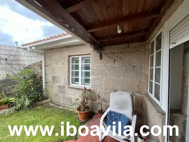 Jardí de Casa o xalet en venda en Pontevedra Capital  amb Calefacció, Jardí privat i Terrassa