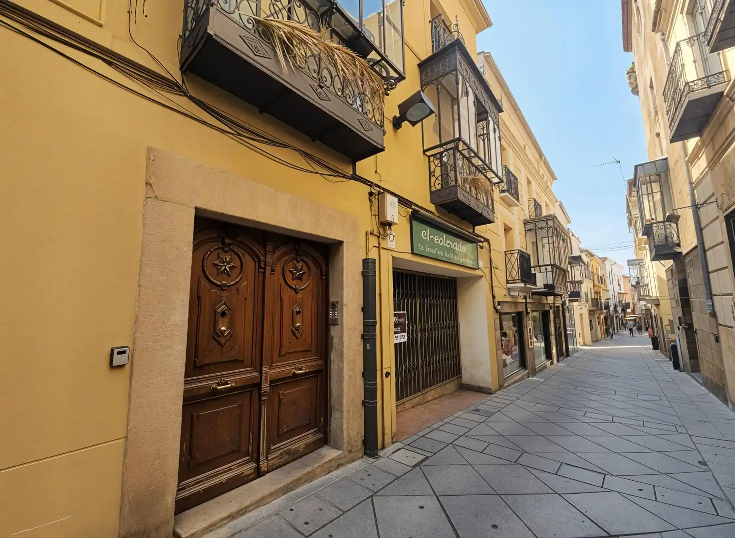 Vista exterior de Pis de lloguer en Plasencia amb Aire condicionat, Parquet i Terrassa