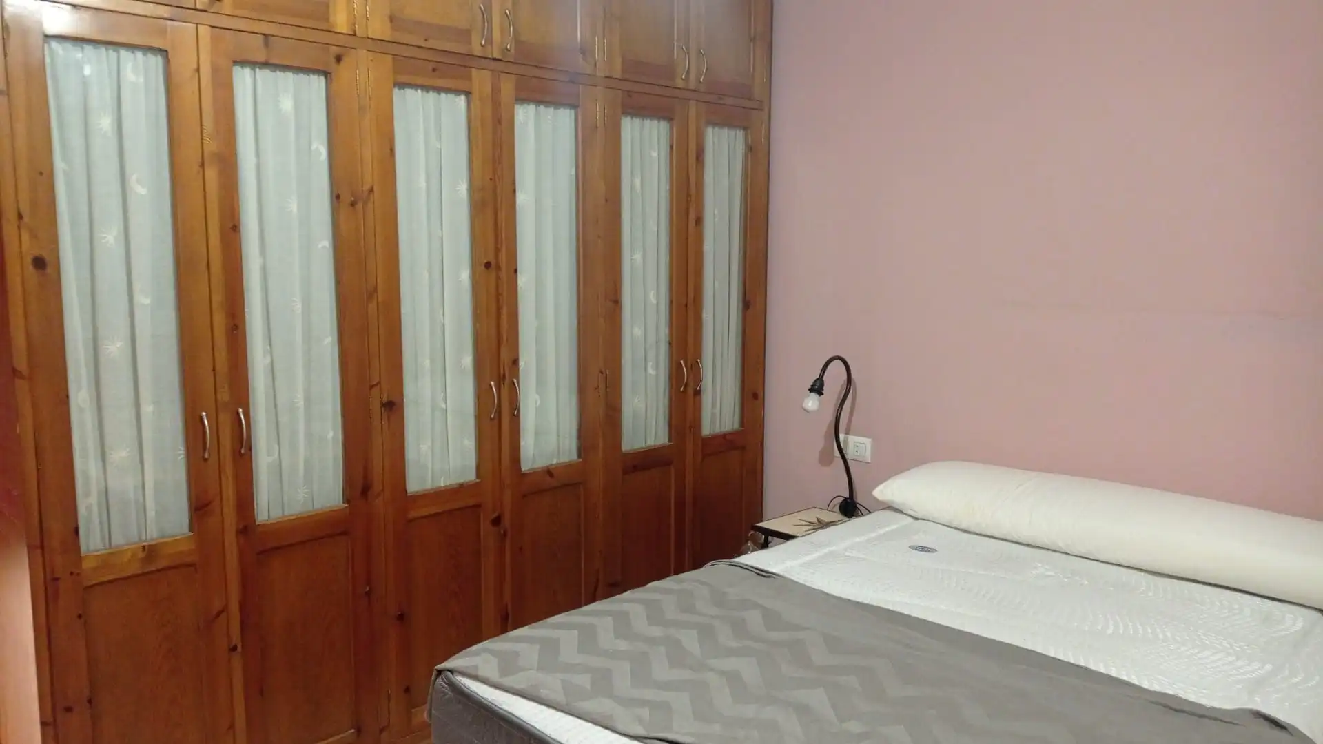 Habitación de Piso en venta en Monzón con Calefacción, Terraza y Trastero