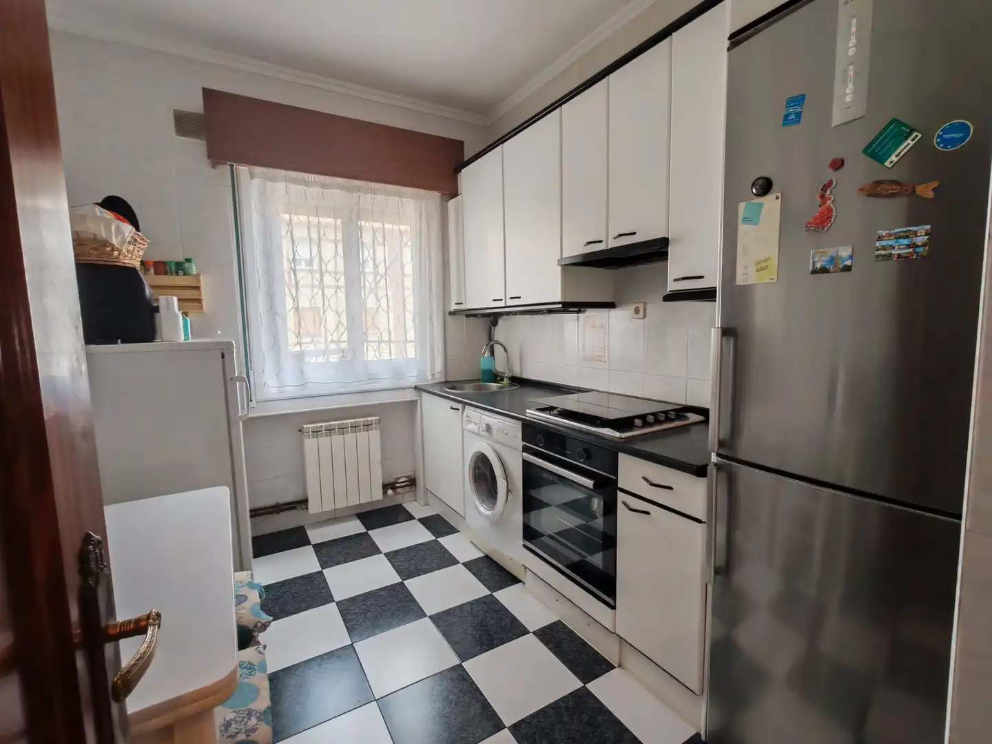 Kitchen of Flat for sale in Abanto y Ciérvana-Abanto Zierbena  with Heating