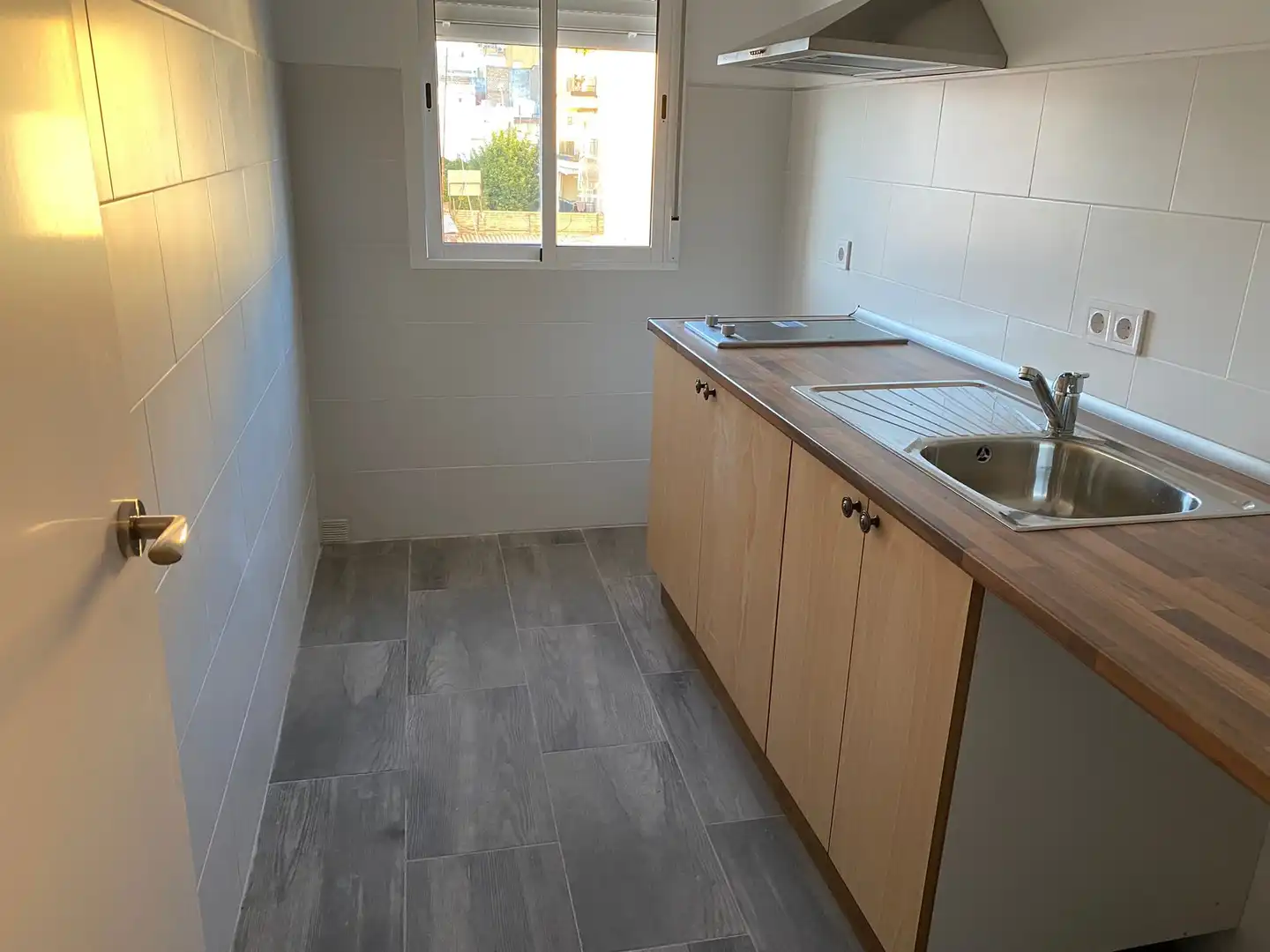 Cocina de Piso de alquiler en San Juan de Aznalfarache con Terraza