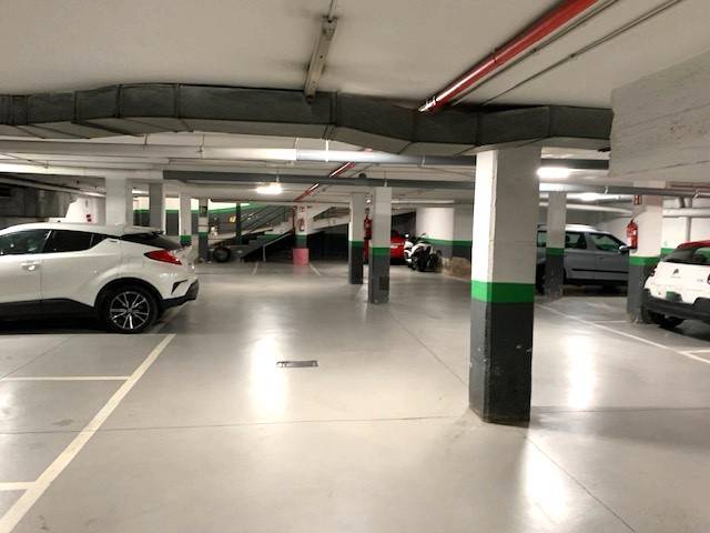 Garaje en Venta en Carrer de Torrebadal en Casagemes