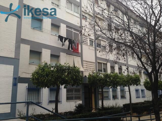 Vista exterior de Pis en venda en  Huelva Capital amb Balcó