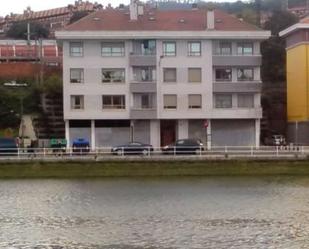 Vista exterior de Pis en venda en Bilbao 