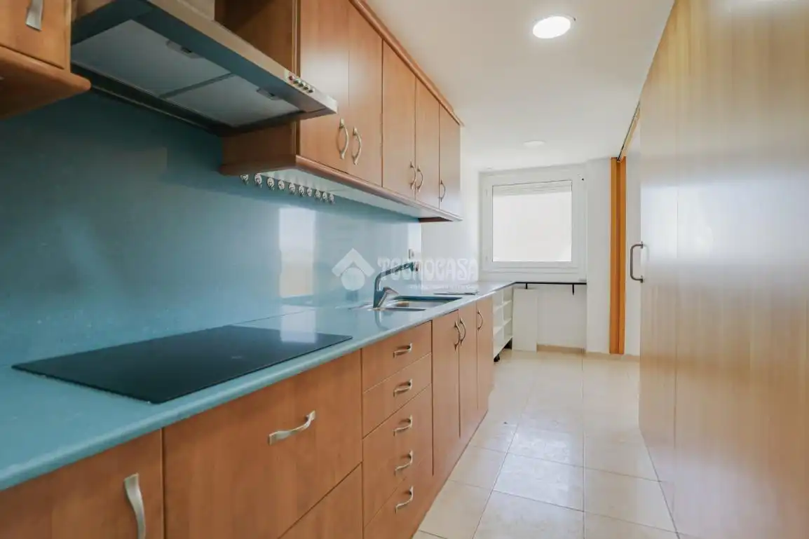 Cuina de Pis en venda en Sabadell amb Aire condicionat i Balcó