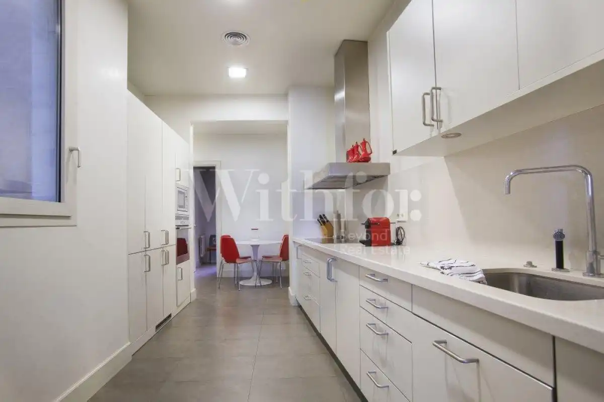 Kitchen of Flat for sale in Barcelona  with Air Conditioner, Heating and Parquet flooring
