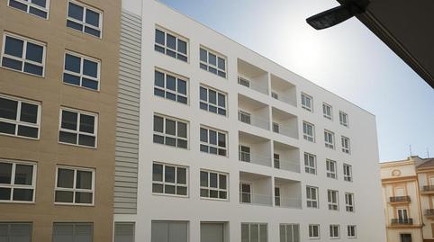 Foto 2 de Pis en venda a Puerto de Estepona, Málaga