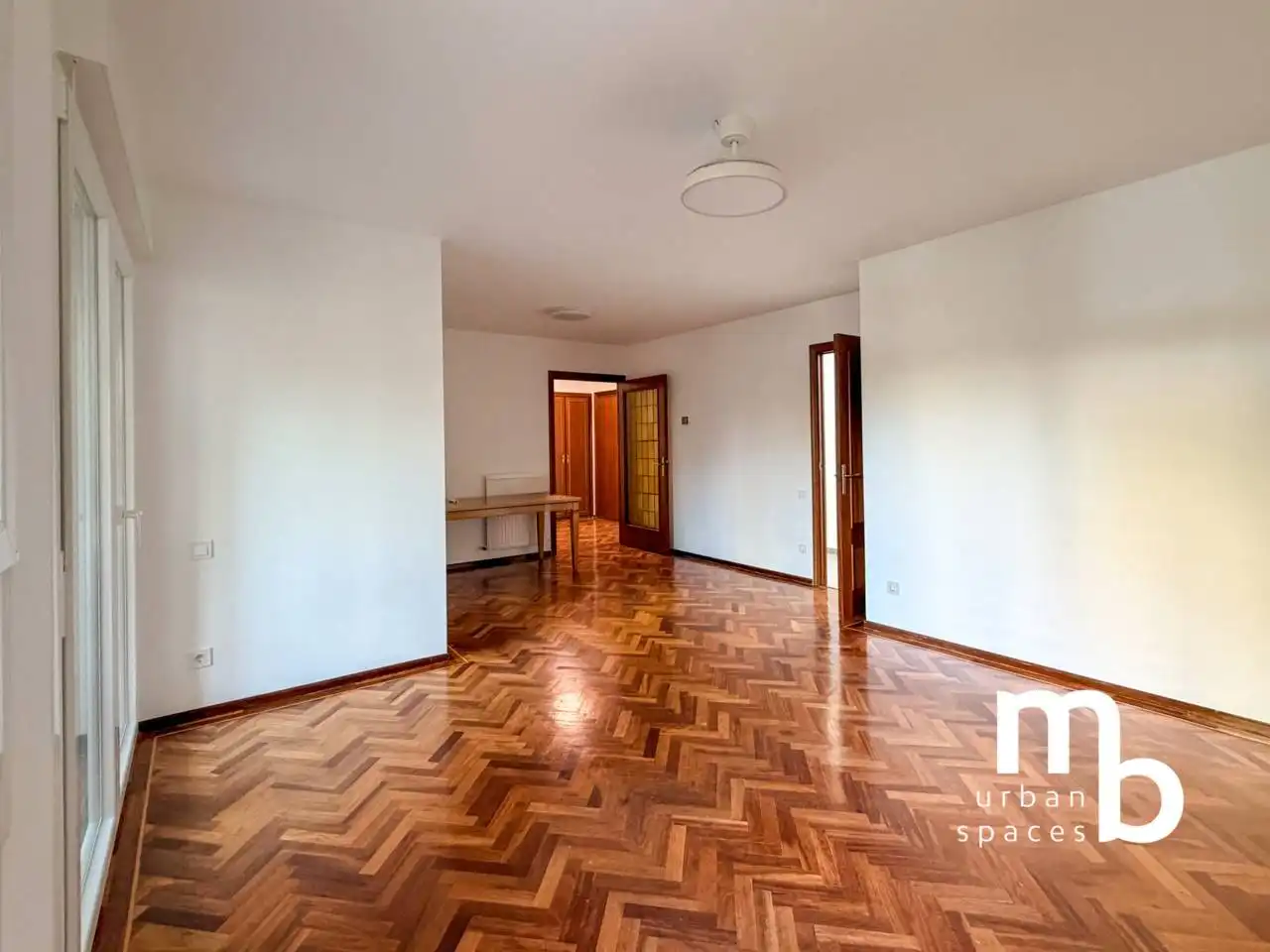Living room of Flat for rent in Fuencarral - El Pardo