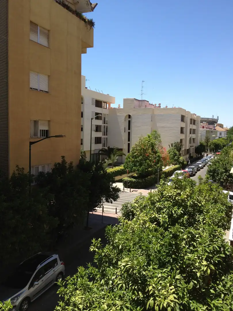 Vista exterior de Piso de alquiler en Sevilla con Aire acondicionado, Amueblado y Lavadora
