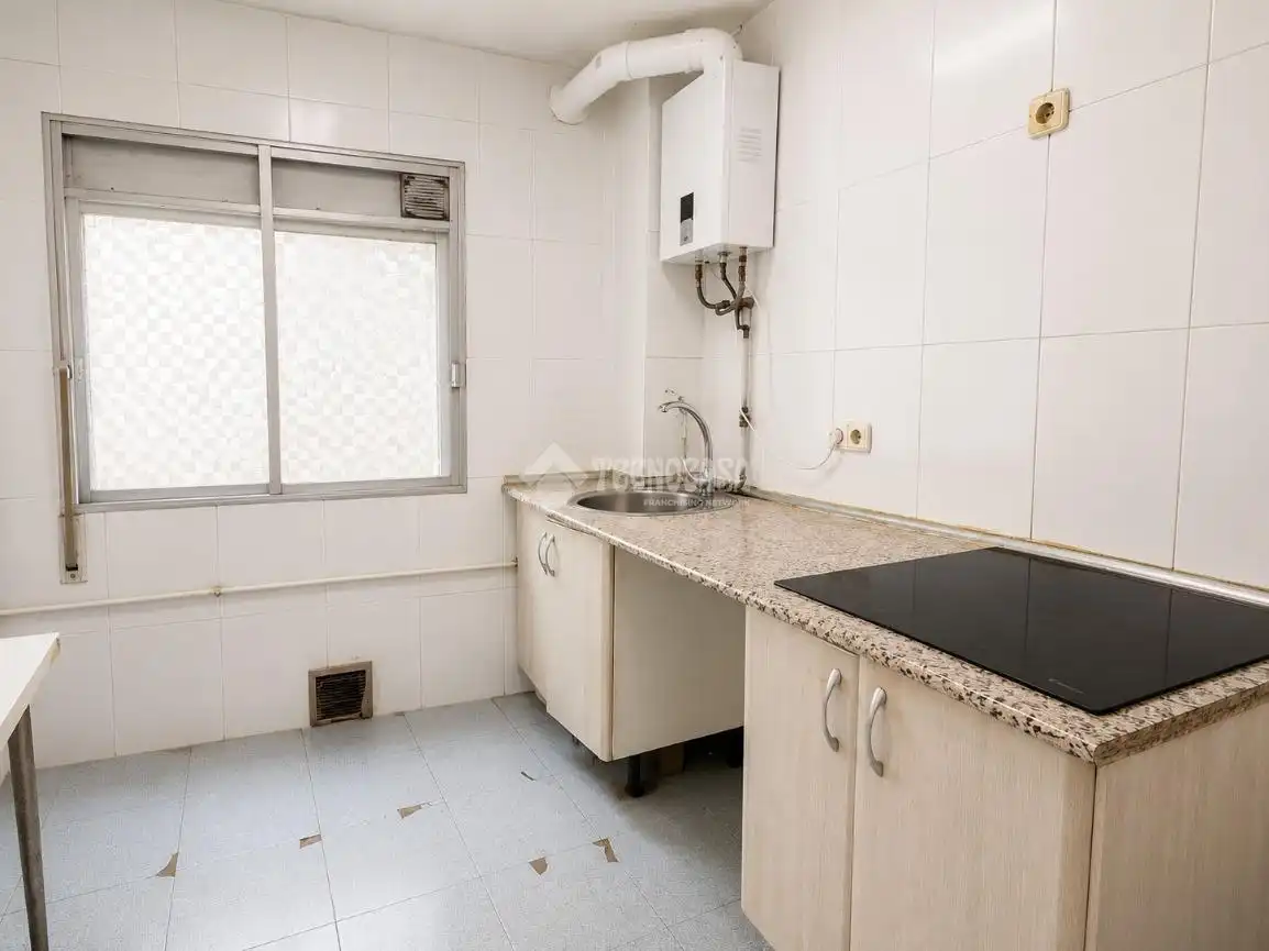 Kitchen of Flat for sale in Madrid  with Terrace