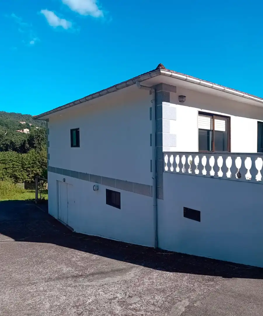 Außenansicht von Haus oder Chalet zum Verkauf in Covelo mit Heizung, Abstellraum und Möbliert