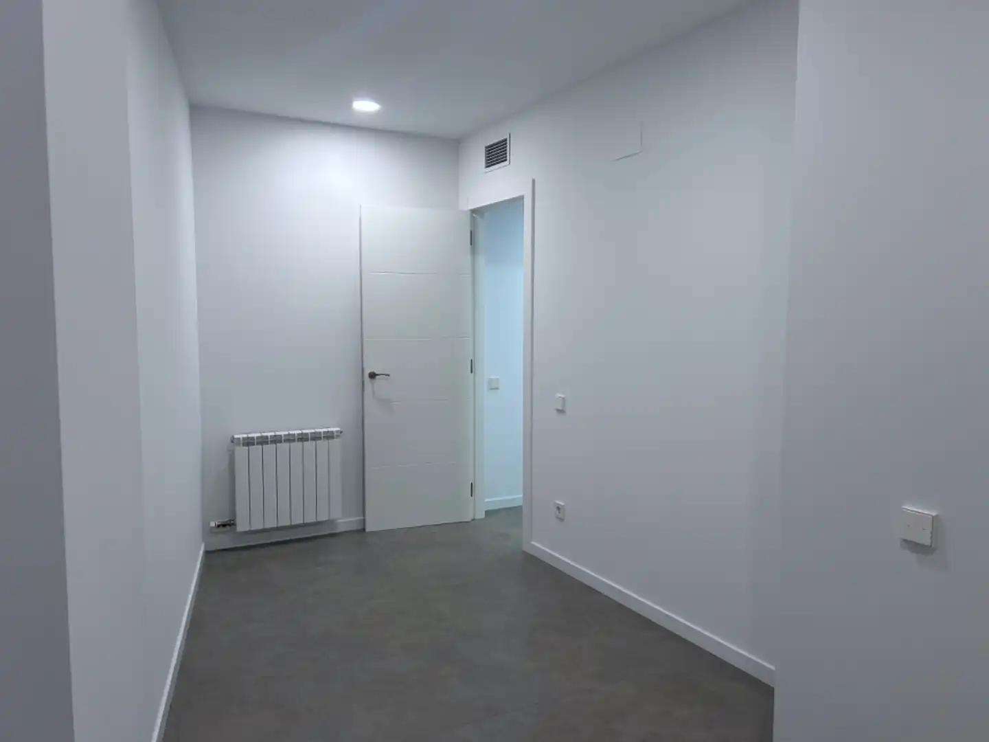 Wohnung zur Miete in Raval de Montserrat, Barri del Centre