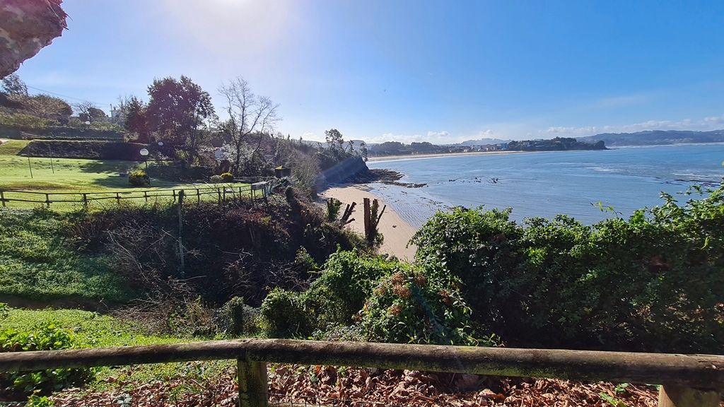 Vista exterior de Dúplex en venta en Miño con Calefacción, Terraza y Trastero