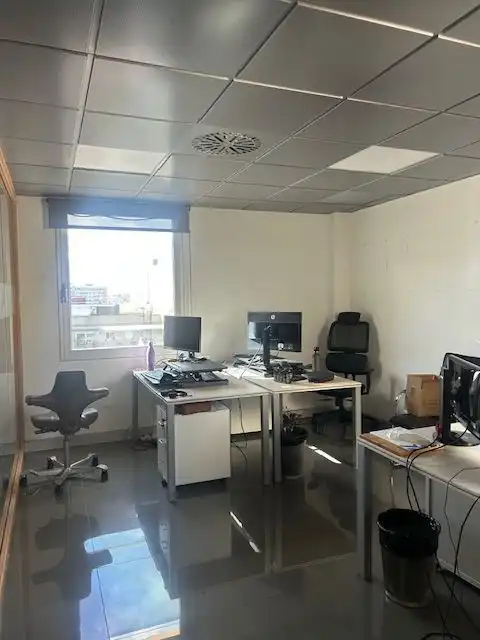 Office space with lift to rent in Eixample, imagen 6