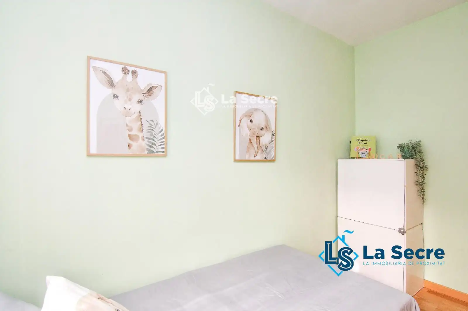 Habitación de Piso en venta en Martorell con Aire acondicionado