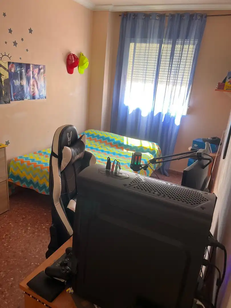 Dormitori de Pis en venda en Xàtiva amb Balcó